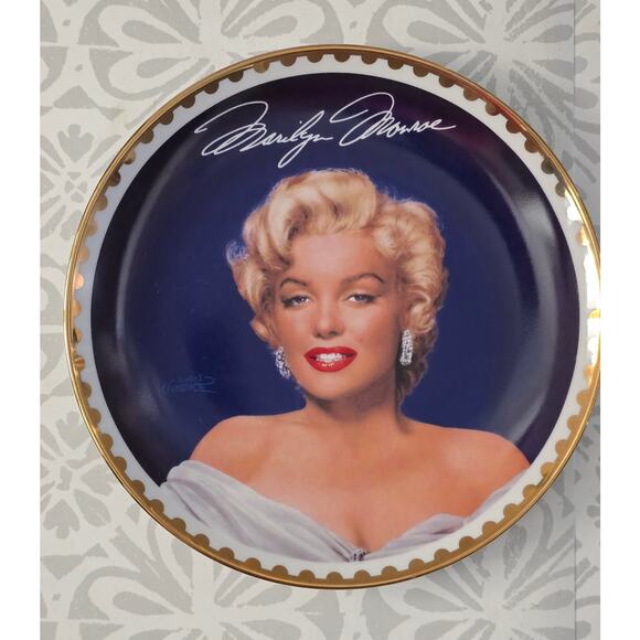 Vintage Marilyn Monroe “Sweet Sizzle” Collector Plate (1996) - Picture 2 of 12